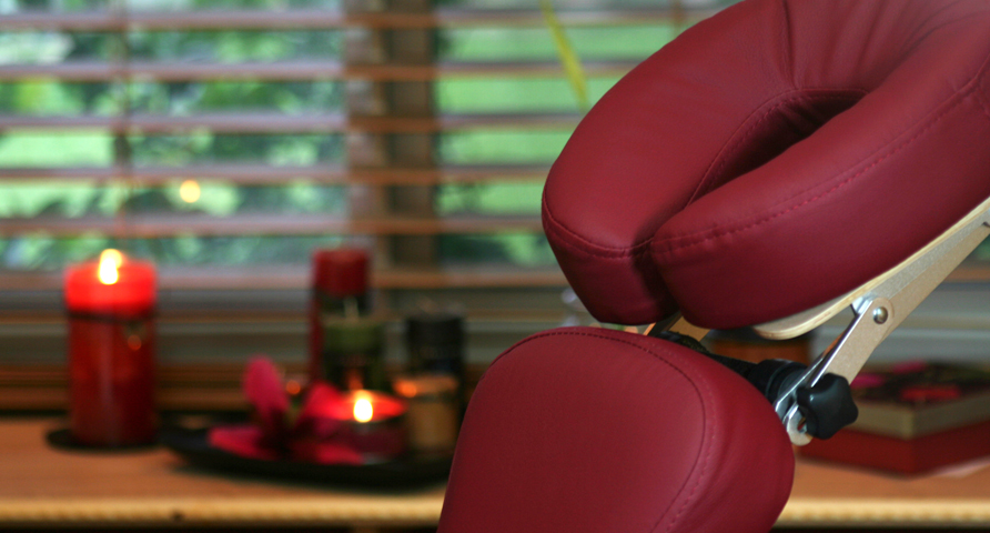 <h2>Weekly Massages</h2> Lorem ipsum dolor sit amet, consectetur adipisicing elit, sed do eiusmod tempor incididunt ut labore et dolore magna aliqua.